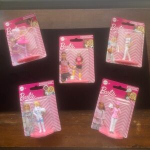 Mattel Barbie Mini Toy Figure\Career Doll Cake Topper